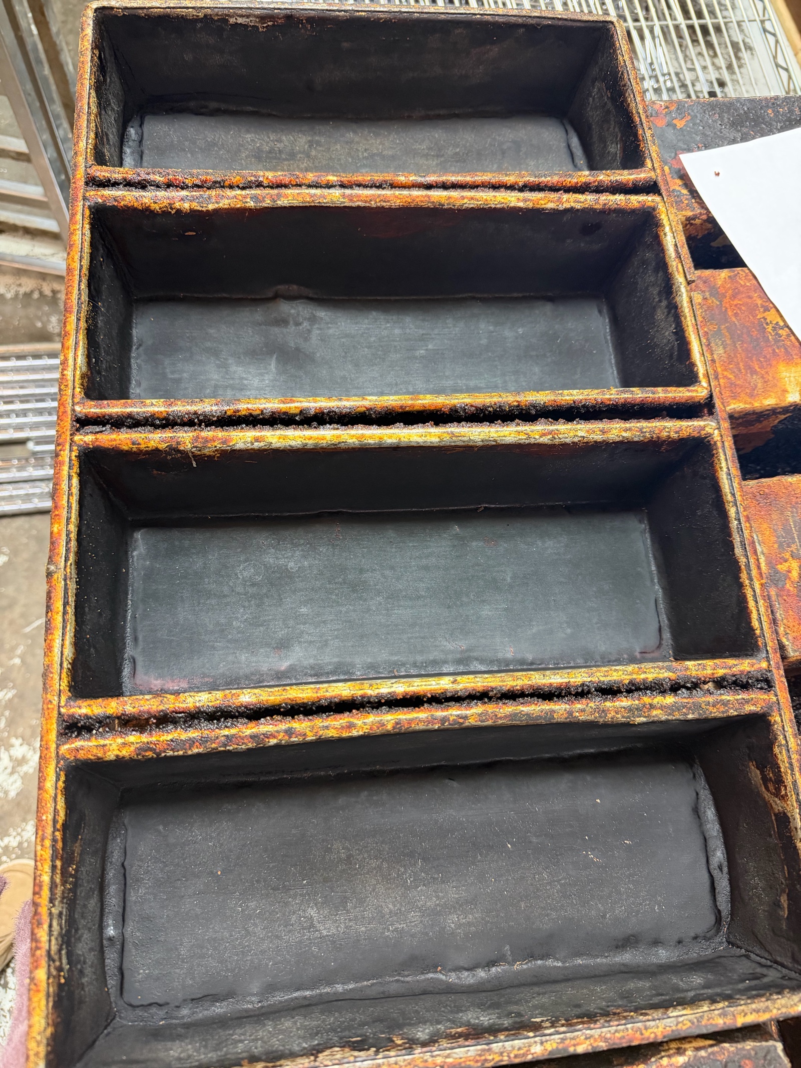 four slot bread pans