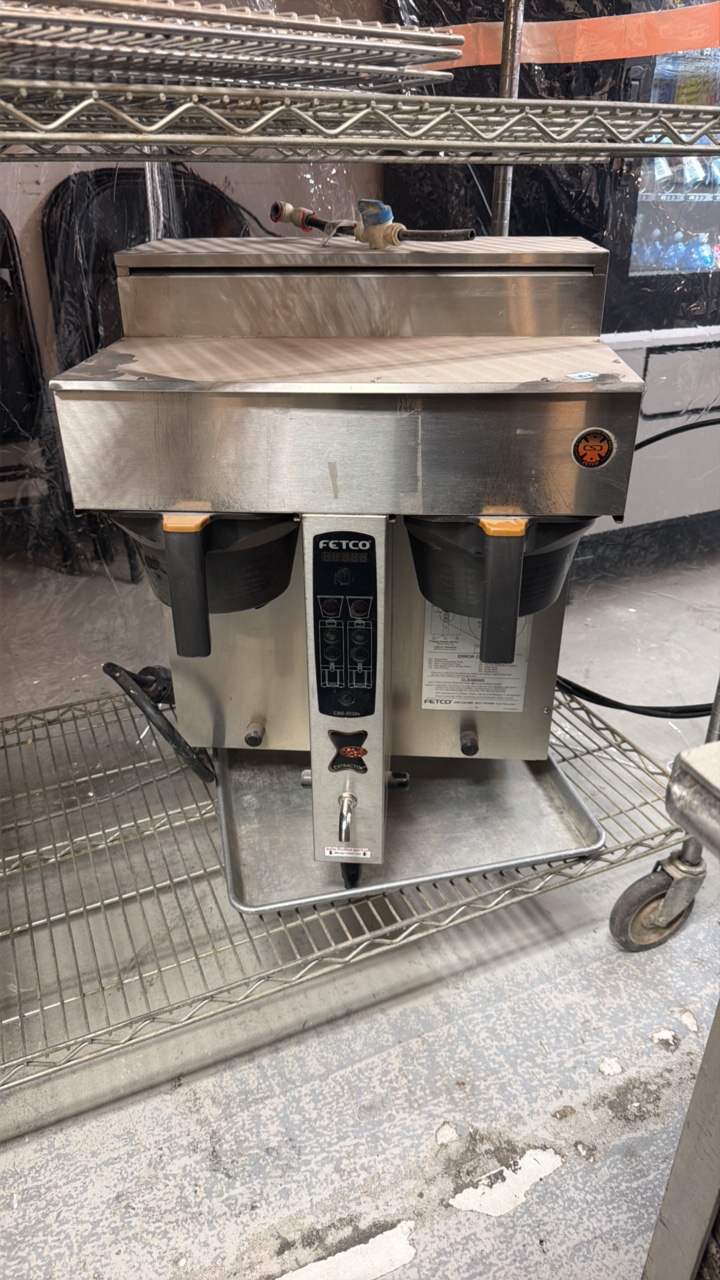 Fetco coffee brewer