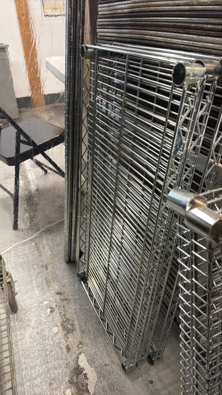 bakers rack