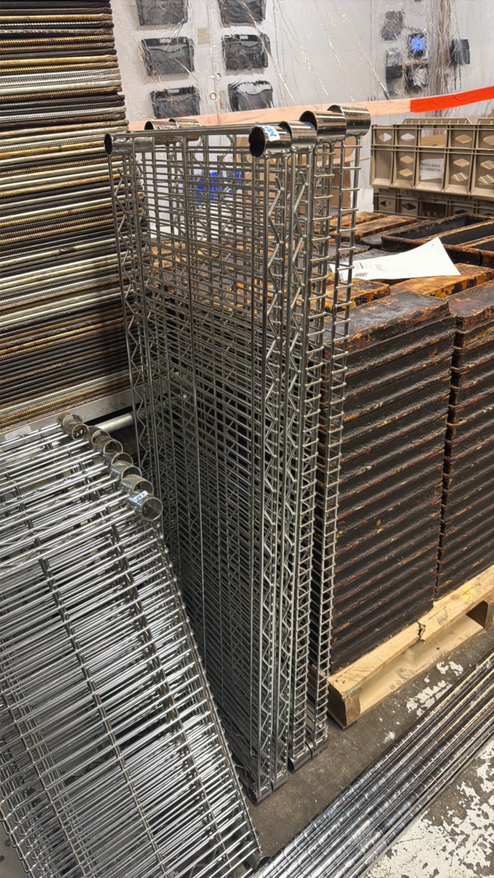 bakers rack
