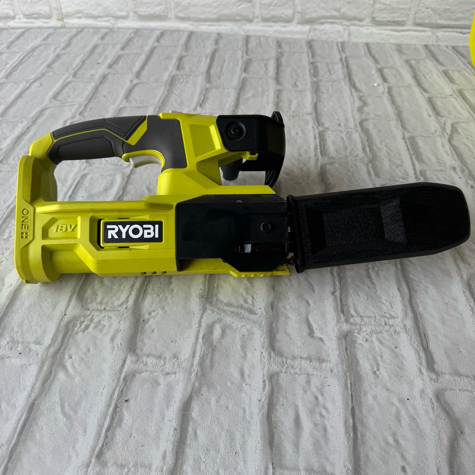Ryobi 18V Hand Held Chain Saw