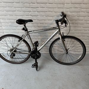 Trek 7.2 FX hybrid bicycle.