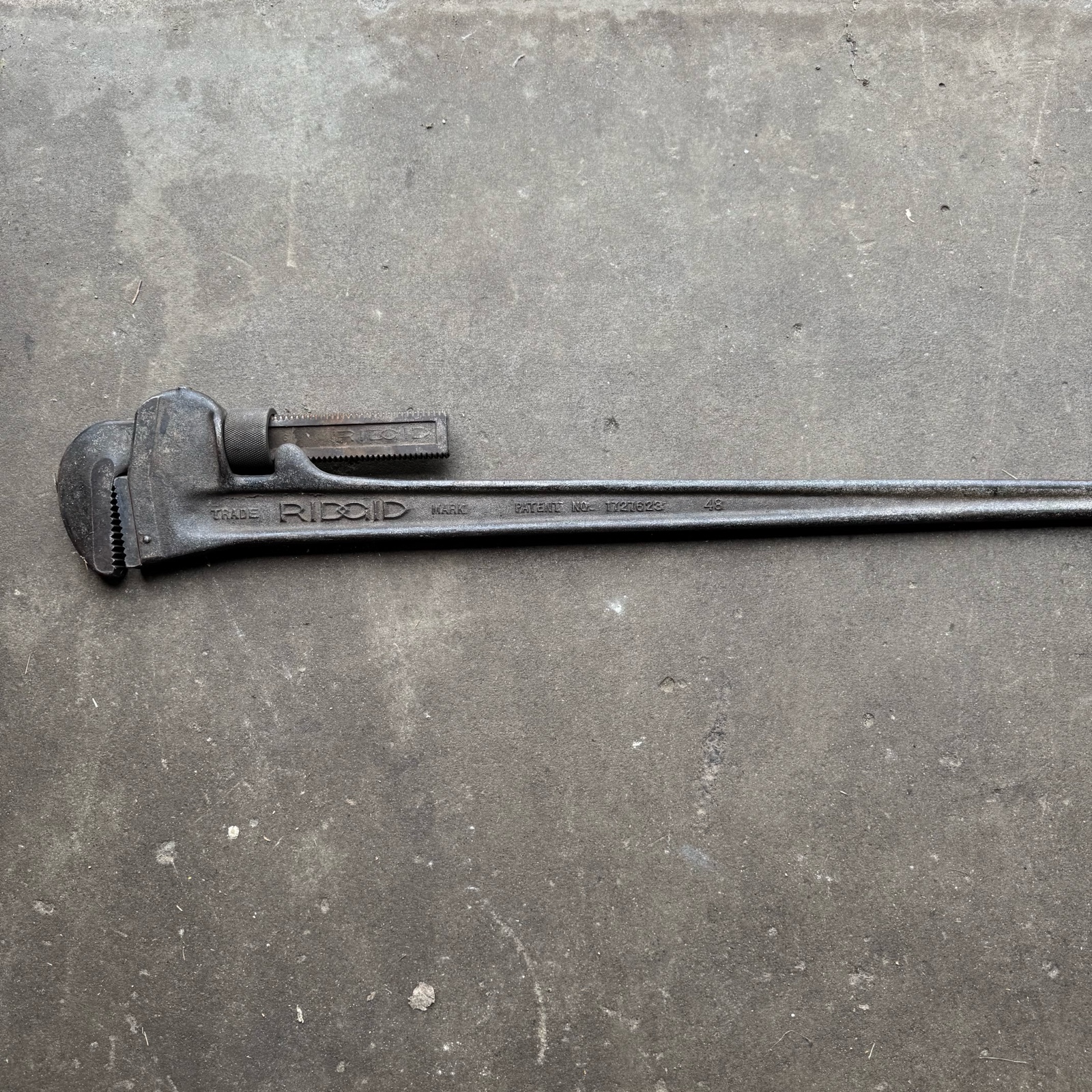RIDGID 48 pipe wrench