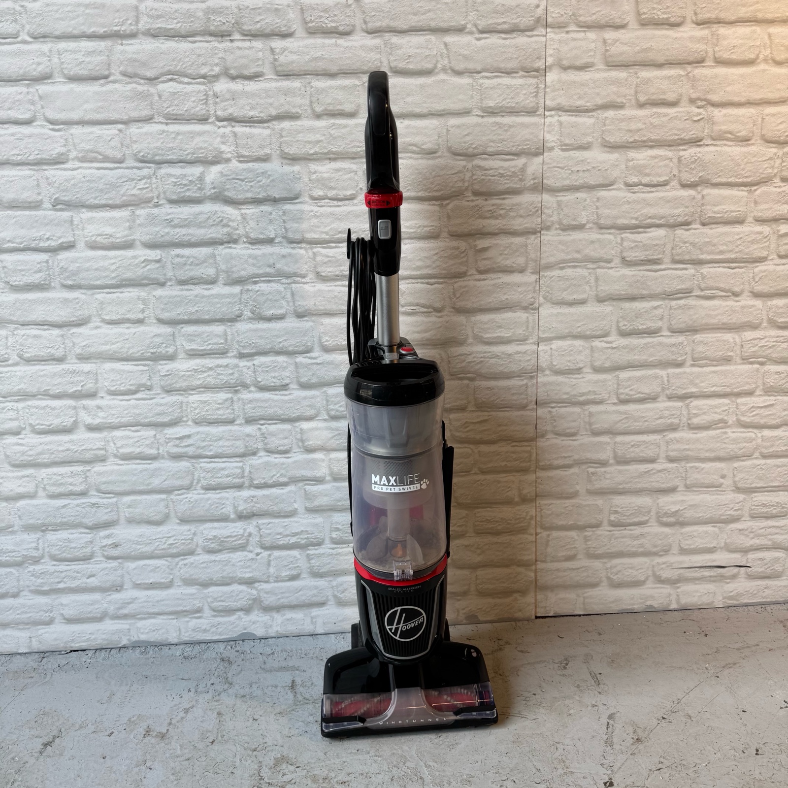 Hoover MAXLife Pro Pet Swivel Upright Vacuum