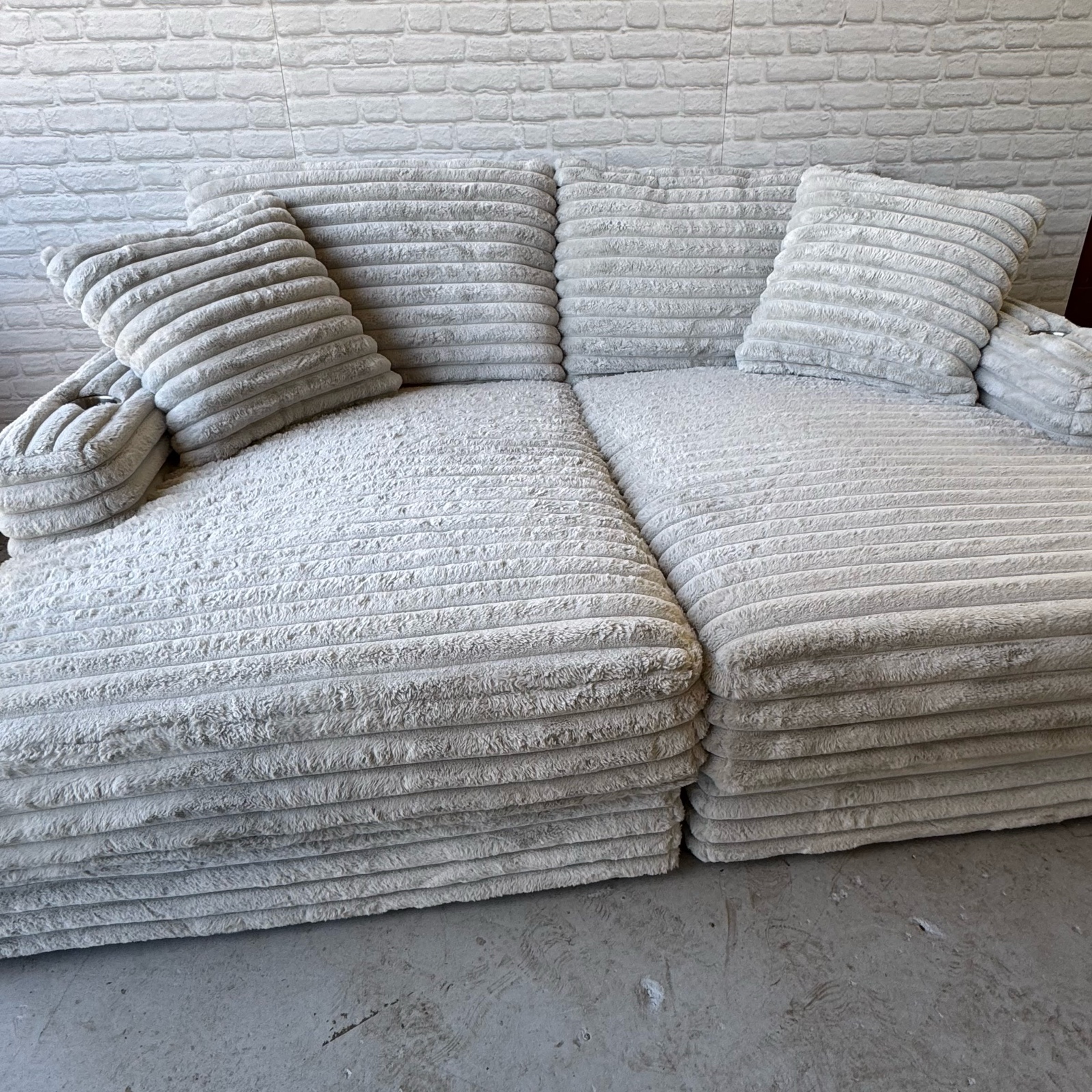 Jackson Furniture Chase Lounge