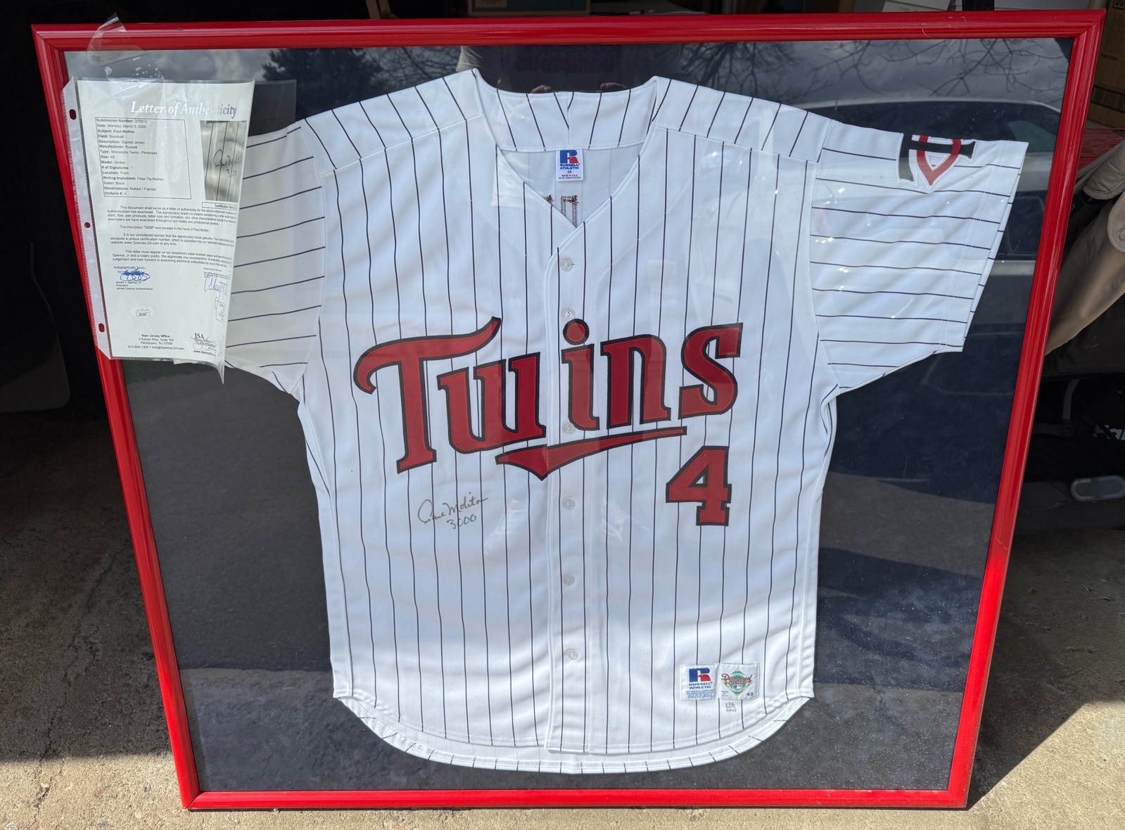 Paul Molitor Autographed Jersey Limited Edition /5000 w/ Full JSA Letter of Authentication, Framed (or unframed) Inscribed "3000" and Numbered 138/500 Minnesota Twins Baseball