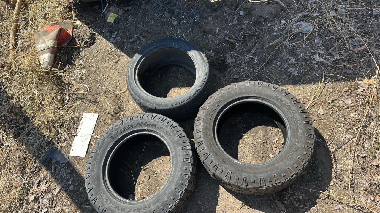 3 Tires