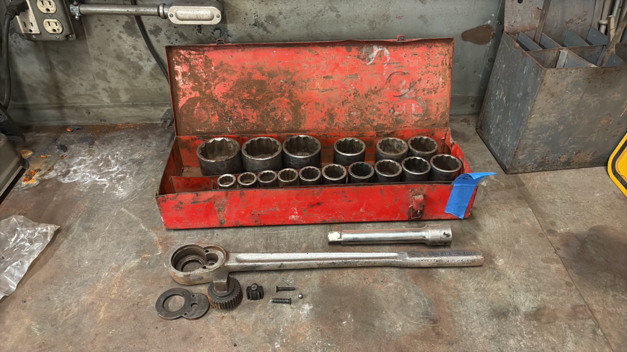 Craftsman Socket set and V44804 ratchet