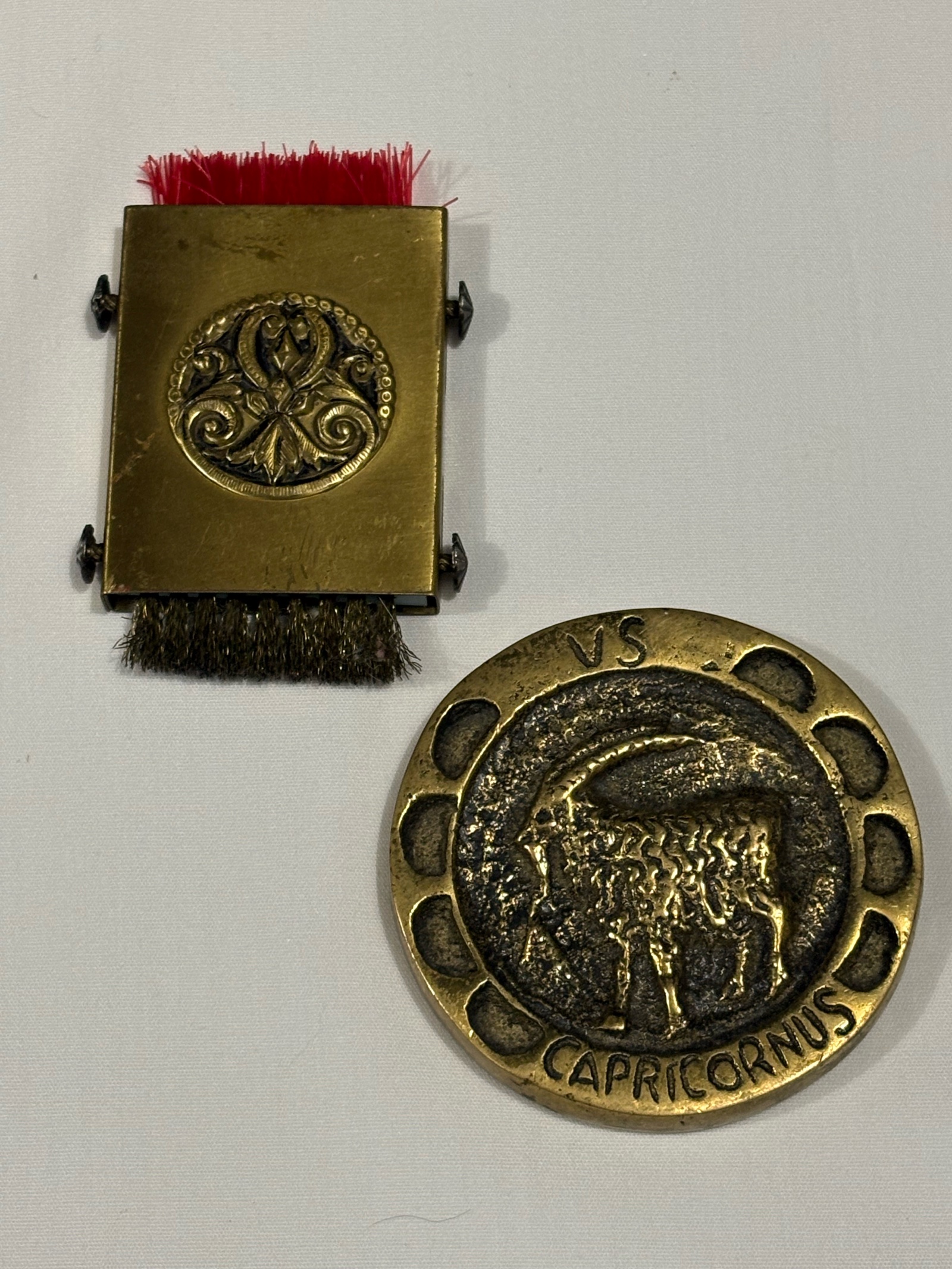 Vintage Shoe Brush & Brass () Medallion