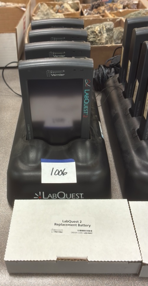 Vernier LabQuest 2 and charging station