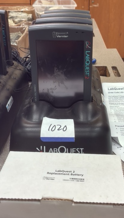 Vernier Labquest 2 with charging station