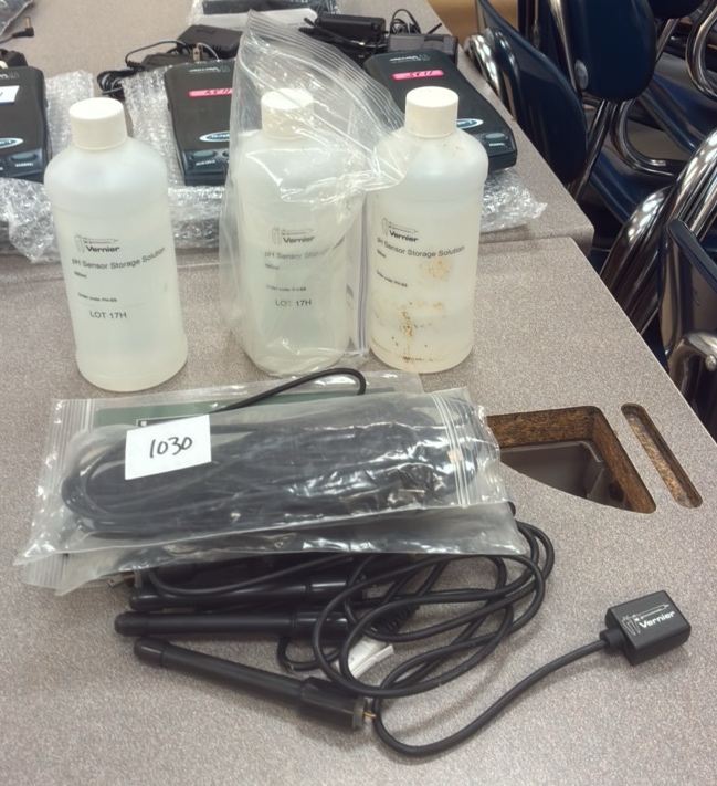 Vernier loger pro 3 and pH Sensor storage solution