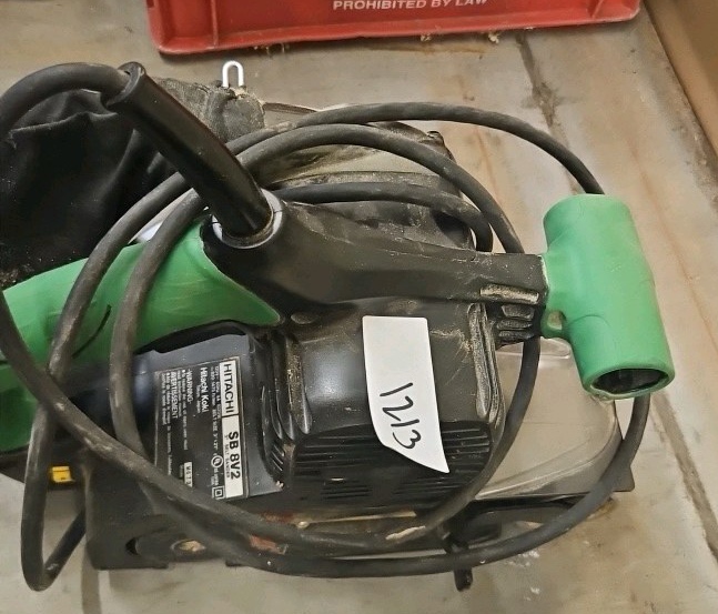 Hitachi 3 belt sander