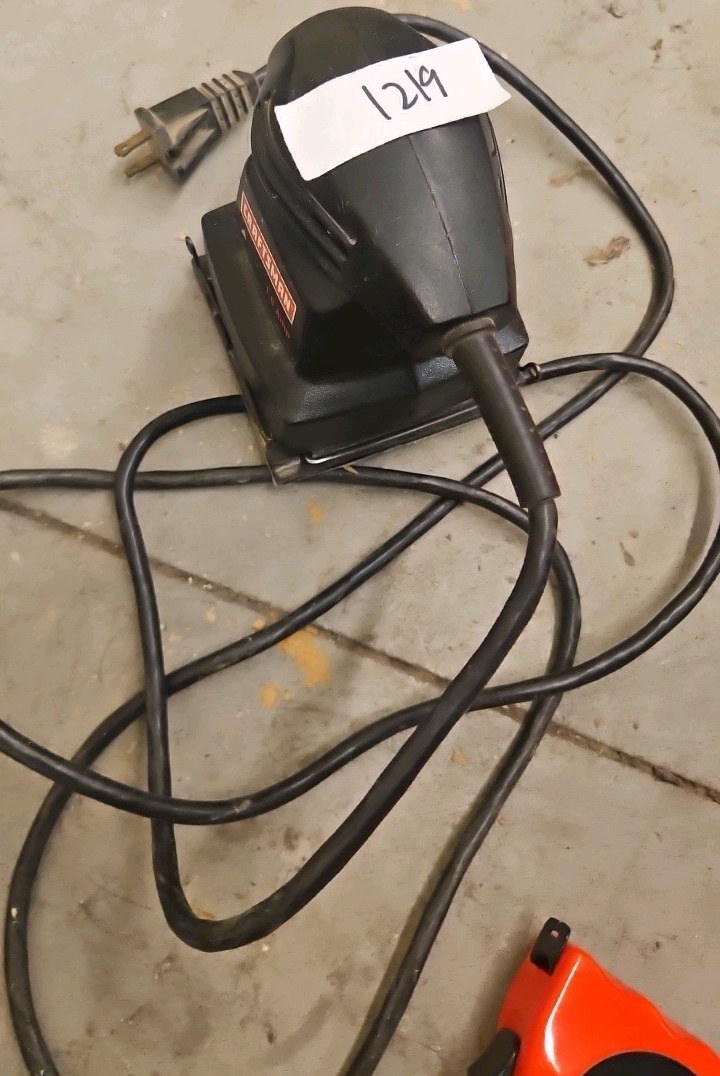 Craftsman sander 4 inch square