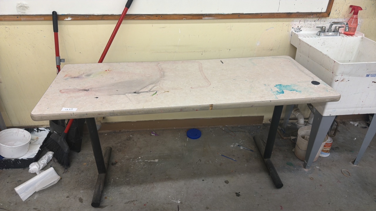 table (r137)