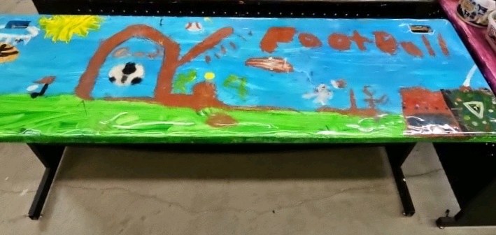 arts and crafts table