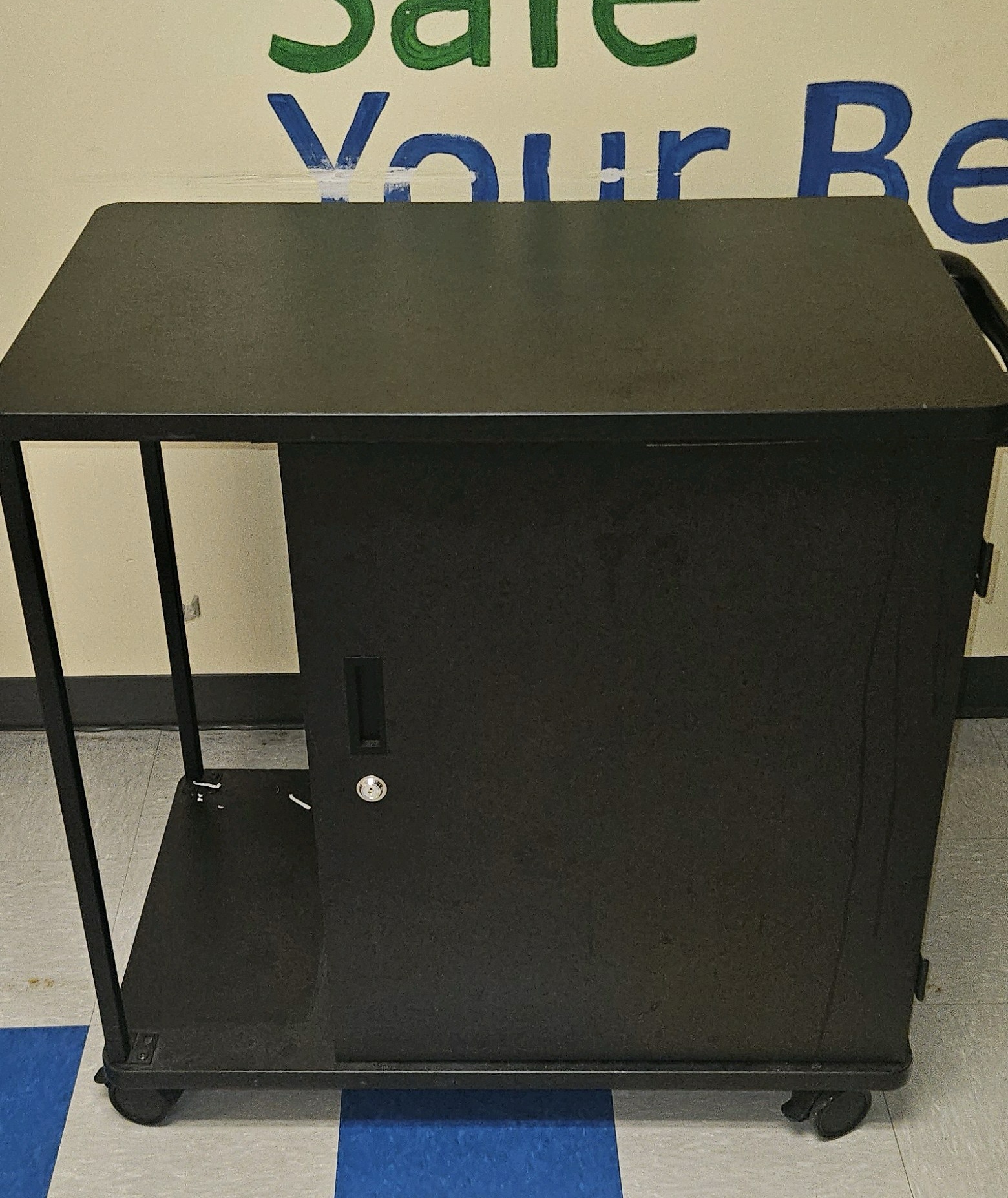 media cart
