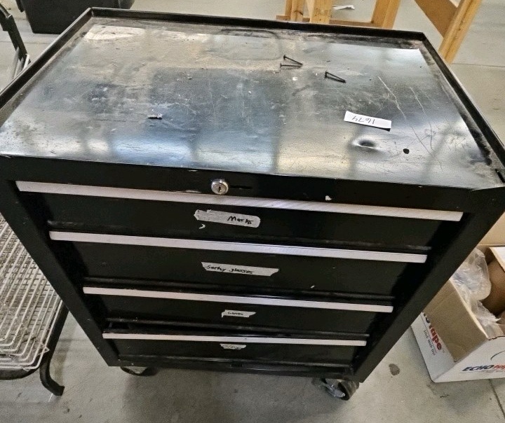 for drawer rolling tool chest