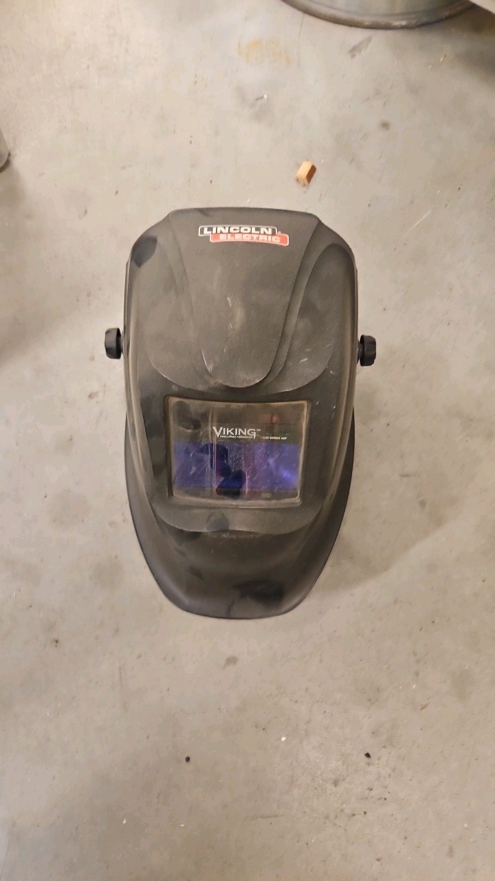welding helmets x 10