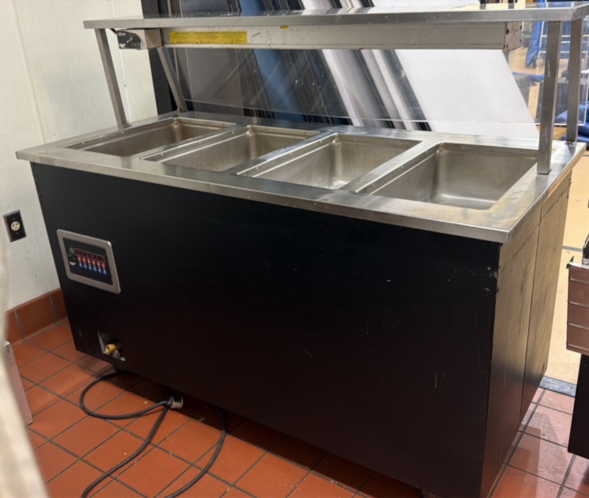 4 Well Mobile Vollrath HotCold Serving Station