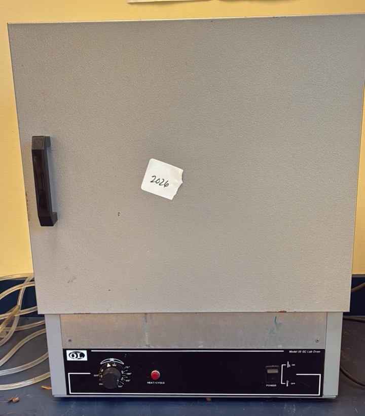 Lab oven