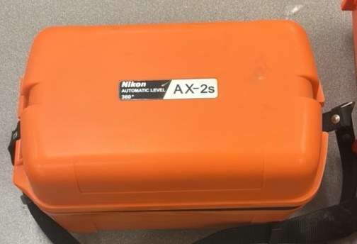 Nikon automatic level 360 AX  2S