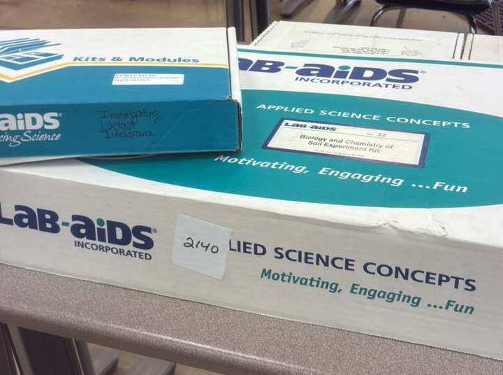 Lab Aid BiolgyChemistry