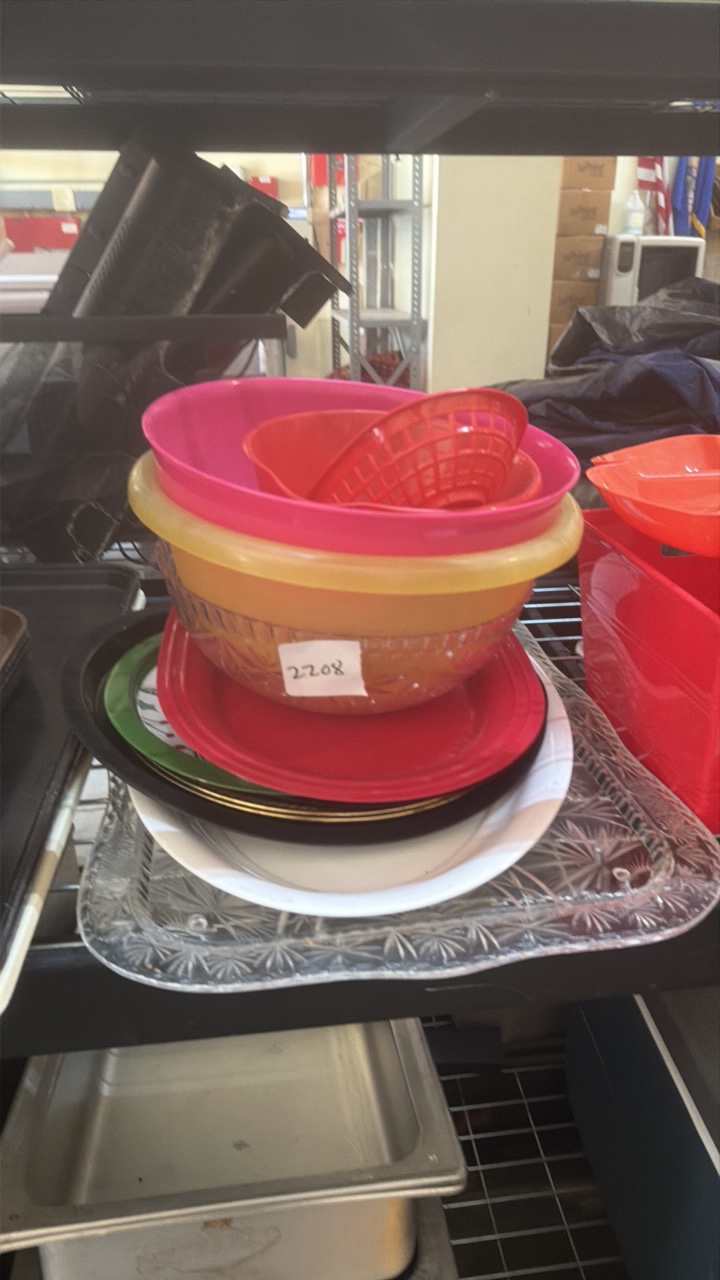 miscellaneous bowls and serving trays