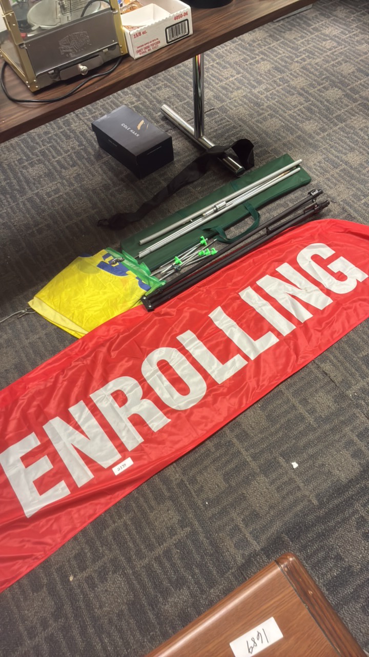 Flag easel