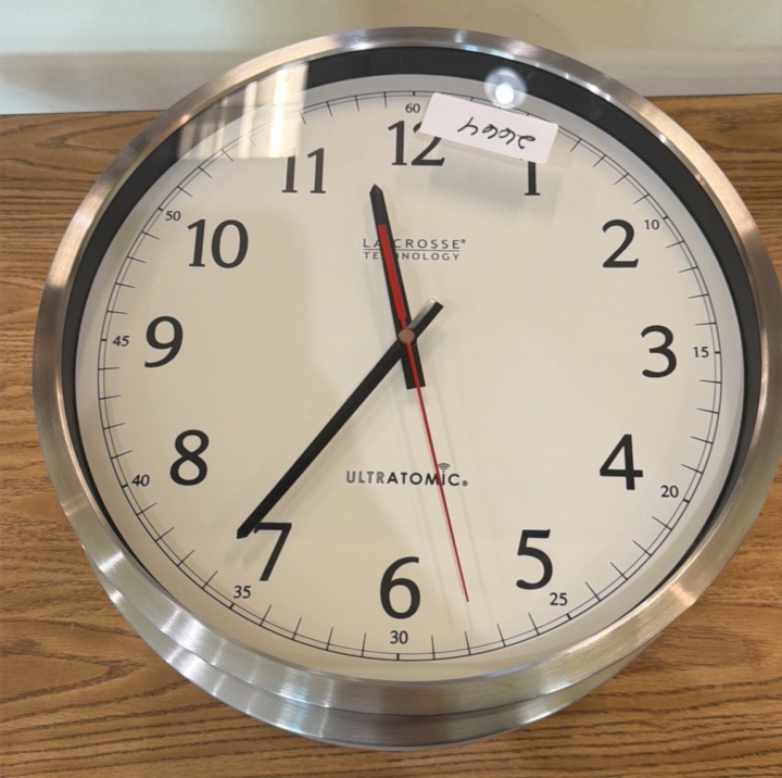lot of 4 Clocks