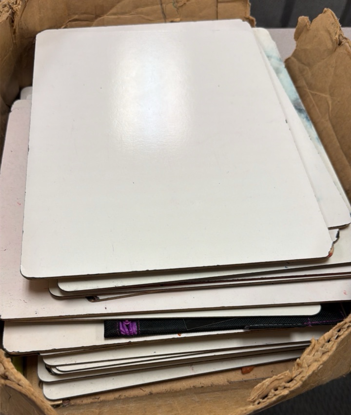 A lot of small whiteboards