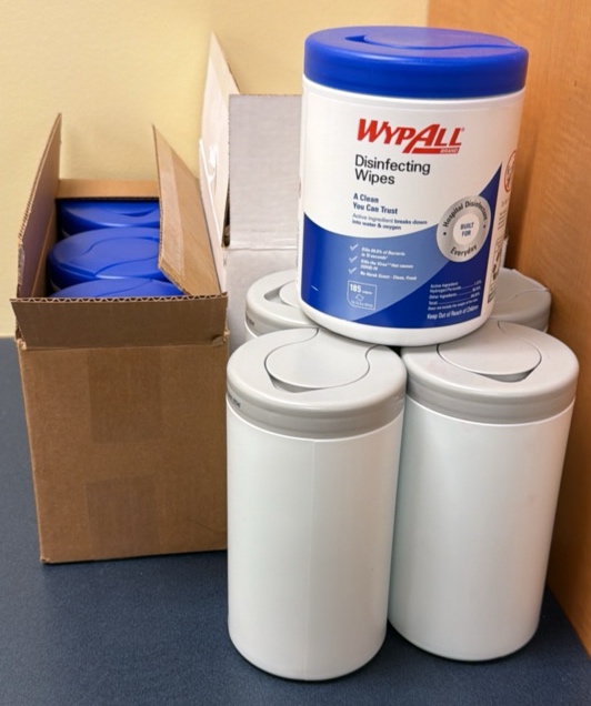 disinfecting wipes