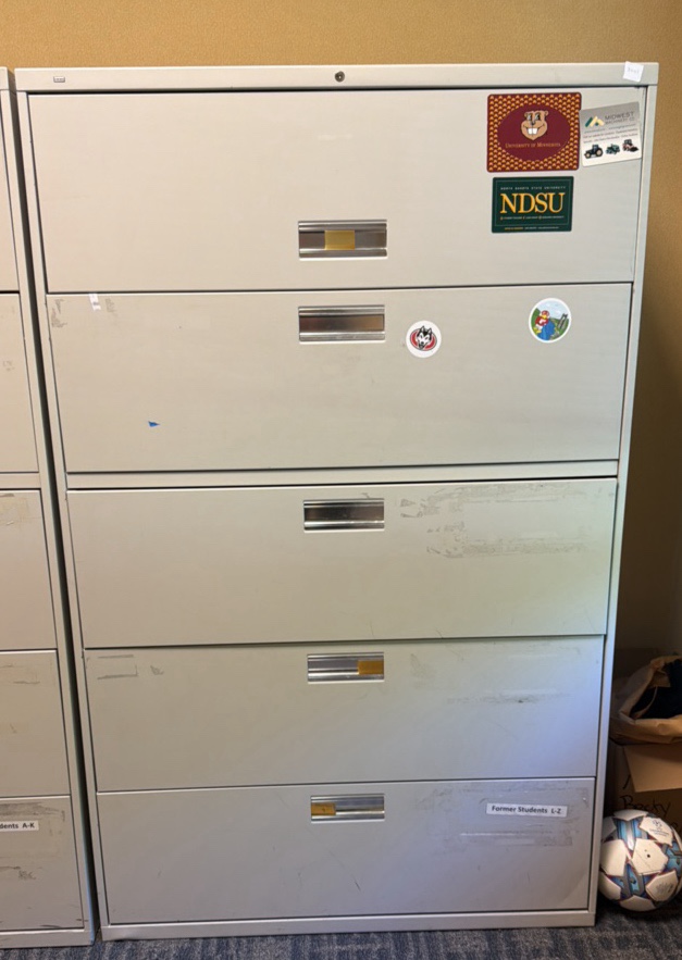 filing cabinet   (office)
