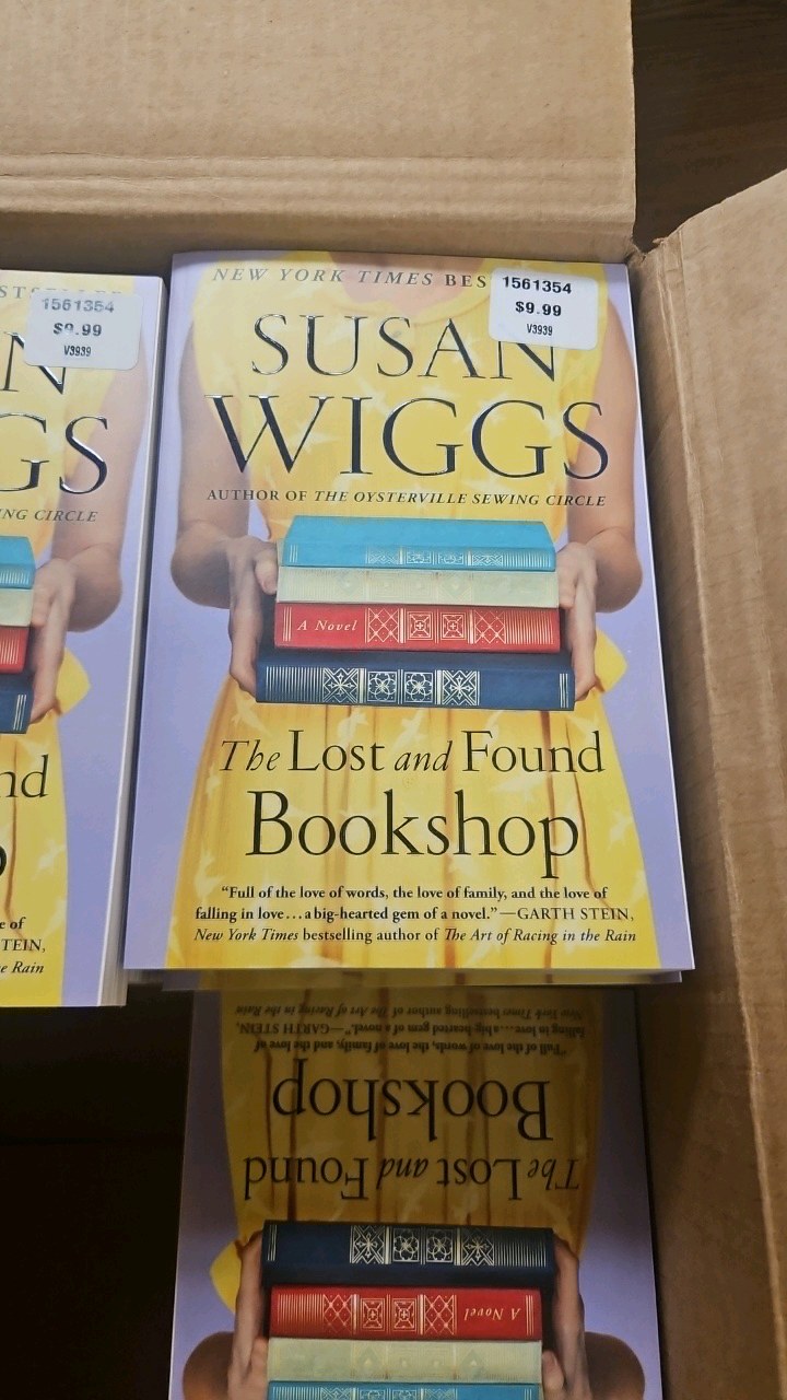 the lost and found Bookshop by Susan wiggs