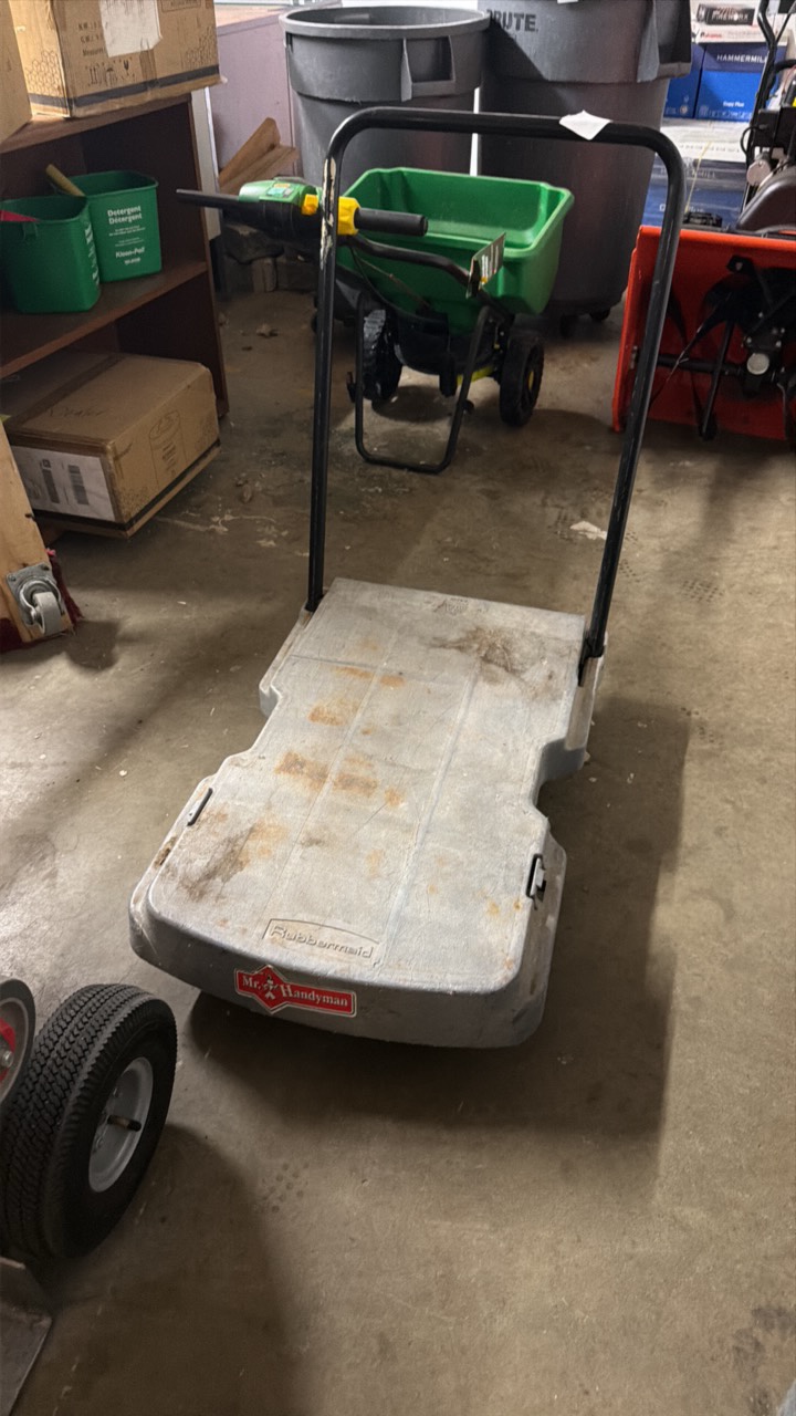 Rubbermaid flatbed