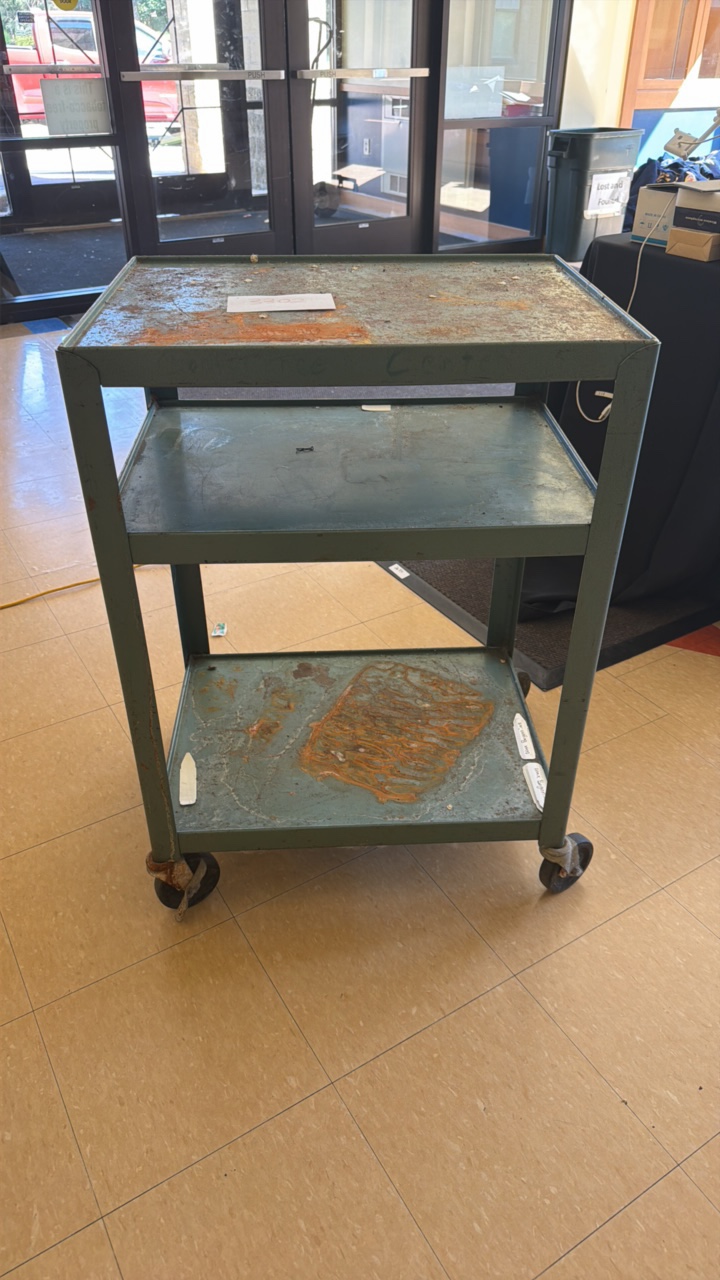 Green Rolling cart (Lobby)