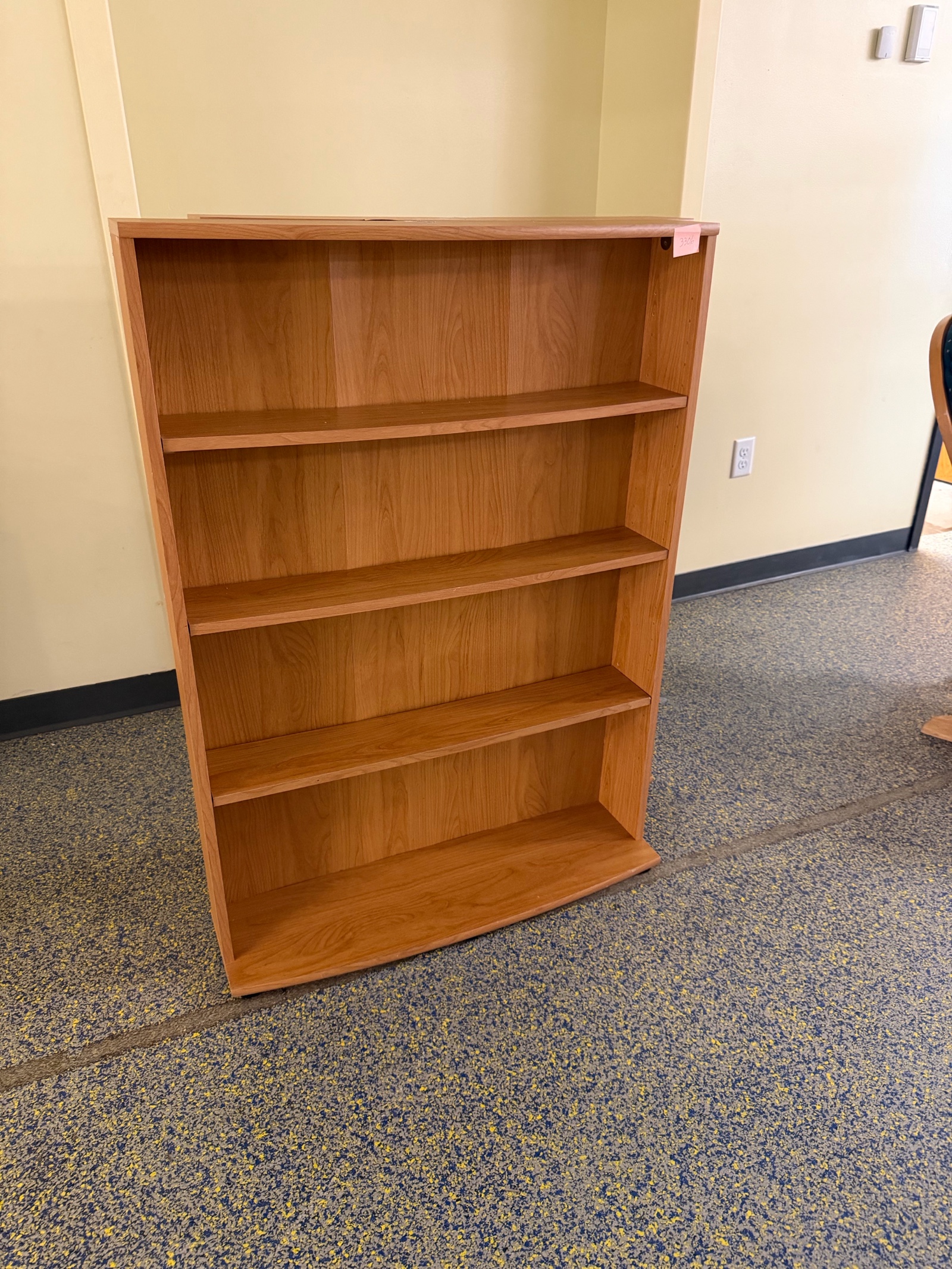 2 Bookcases