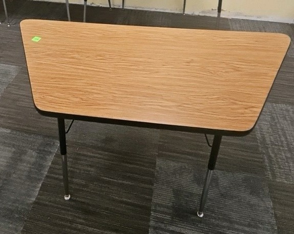 trapezoid laminate table X6