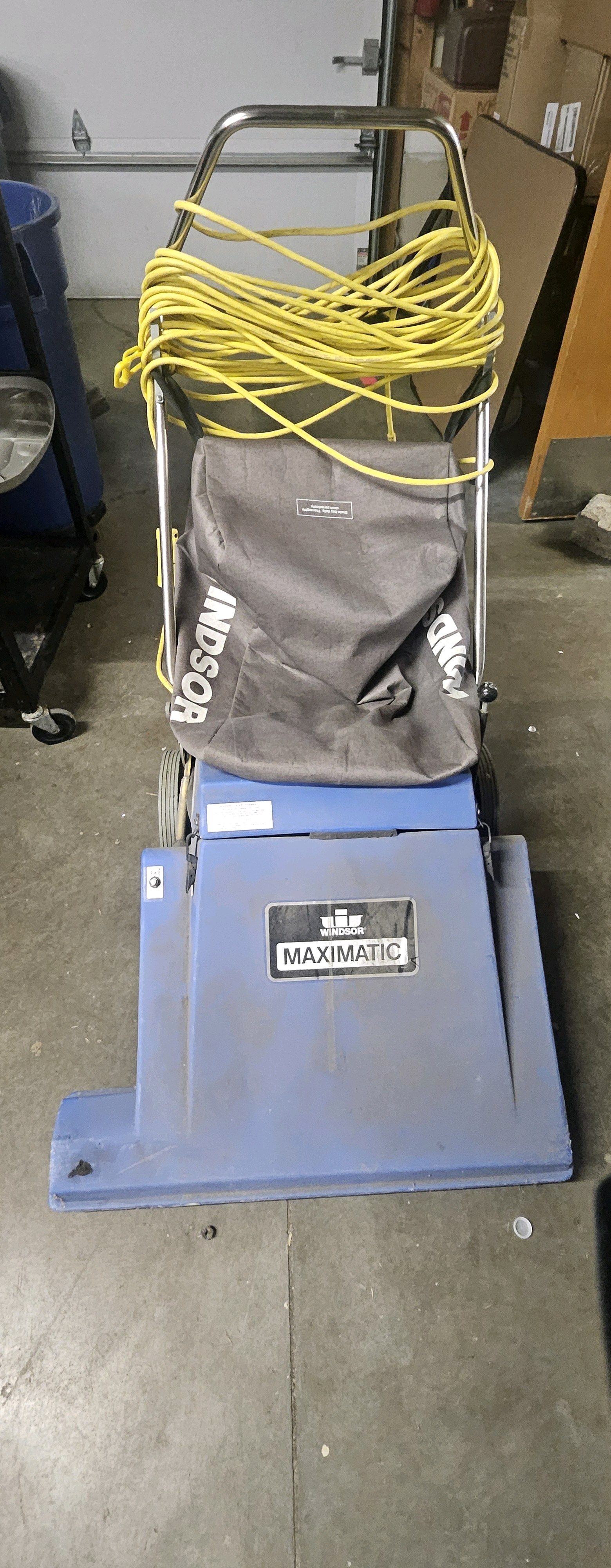 Windsor wide area vacuum