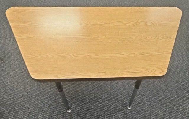 trapezoid laminate table small X3