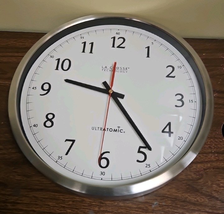 wall clock 14in