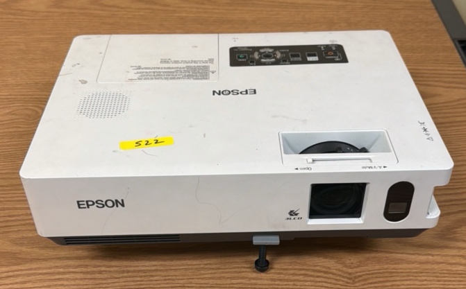 epson projector no plug
