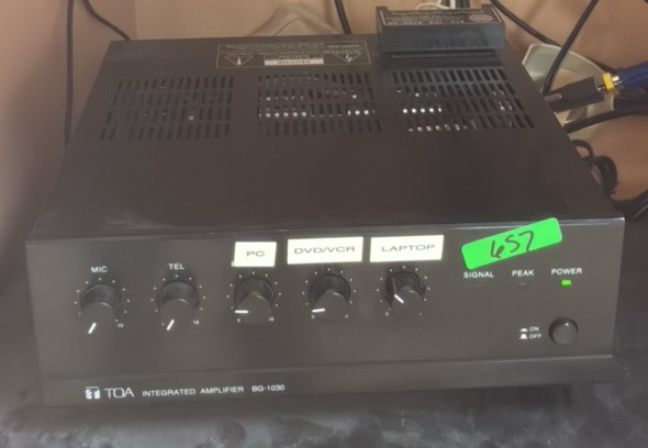 TOA amplifier
