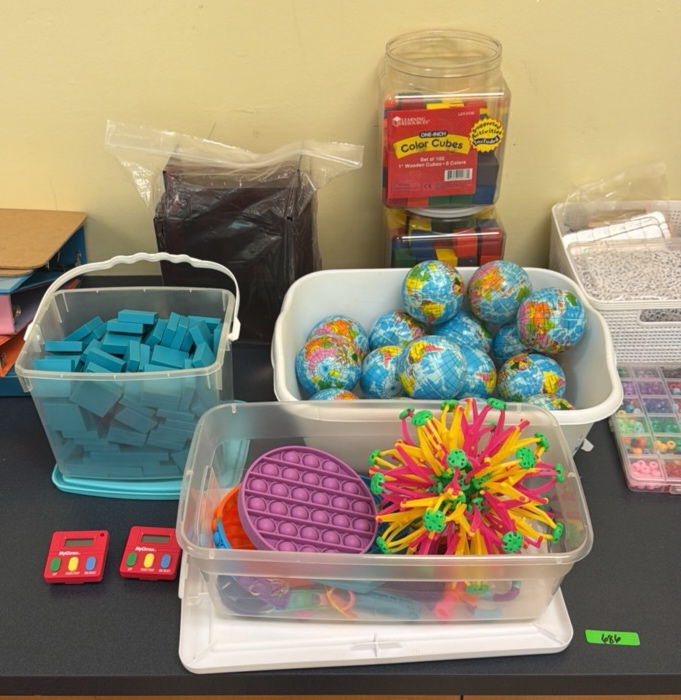 squish balls, beads cubes