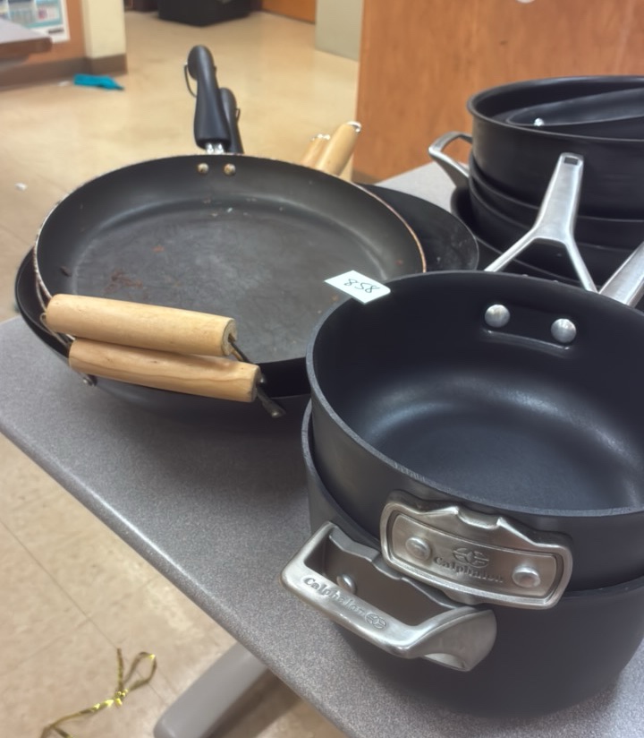 calphalon pots and pans