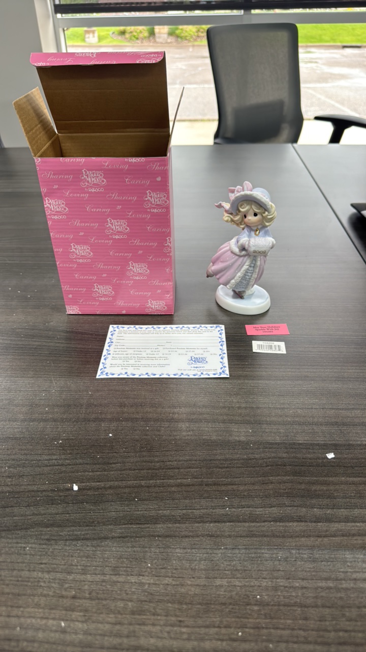 precious moments, 104202, May Your Holidays Sparkle With Joy Figurine