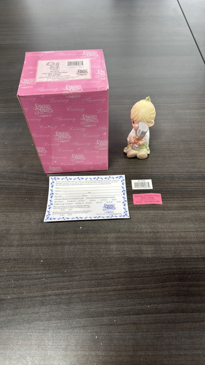 precious moments, 877433, May Your Christmas Begin With A Bang figurine