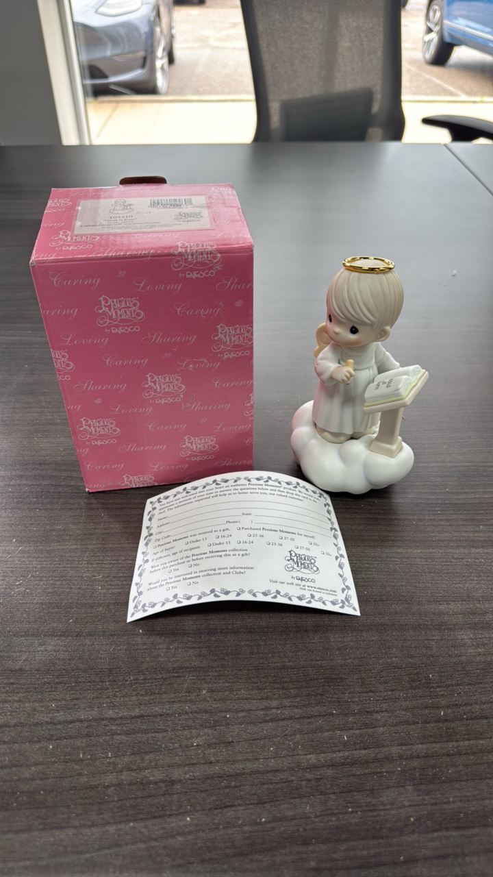 precious moments, 104210, Jesus Is Born Nativity Addition figurine
