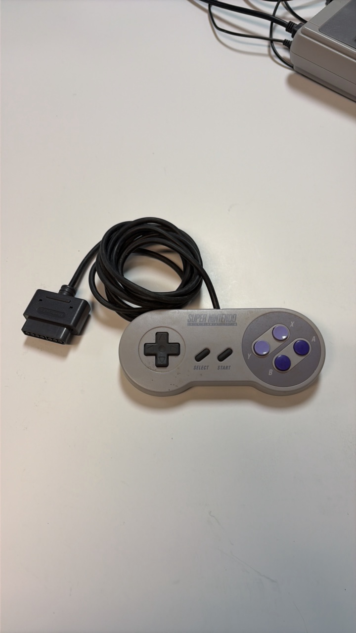 Super Nintendo Controller Model Number SNS-005
