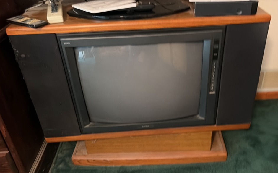 vintage admiral box tv and stereo combo